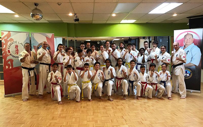 Remise symbolique de la ceinture à Shihan Gaëtan Sauvé